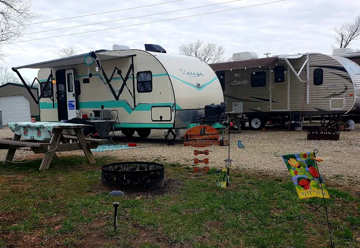 Scallywag's RV Park Picture 4