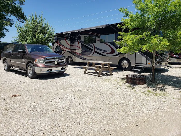 Scallywag's RV Park Picture 7