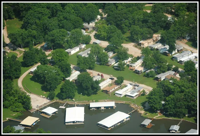 Timberlake Village Mobile Home Picture 5