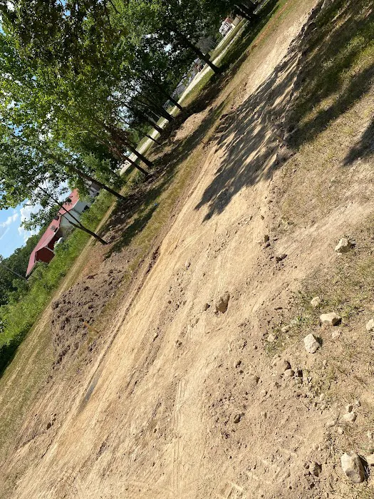 Sunshine Road Year Round RV Park Picture 7