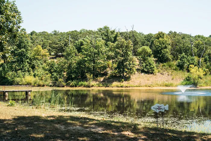 Arrowhead Point RV Park, Cabins & Campground Picture 3