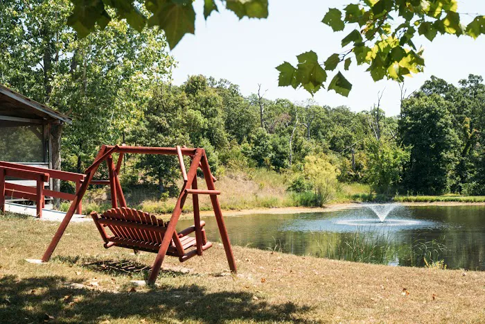 Arrowhead Point RV Park, Cabins & Campground Picture 6