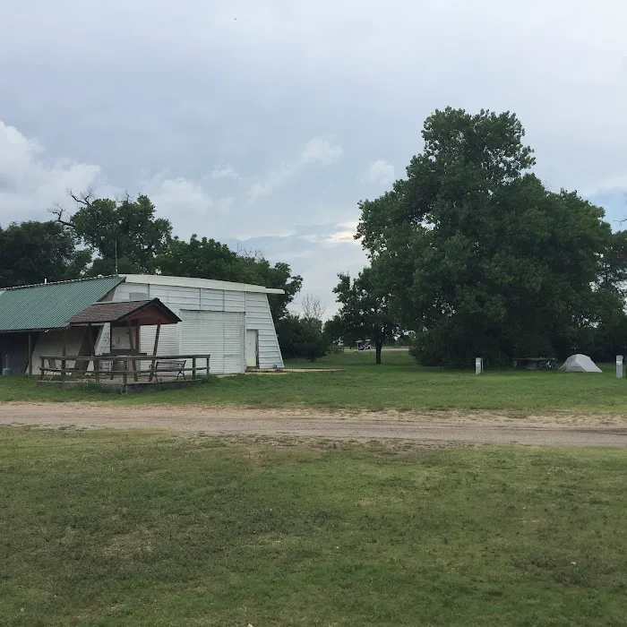 Pine Haven Retreat RV Park Picture 3