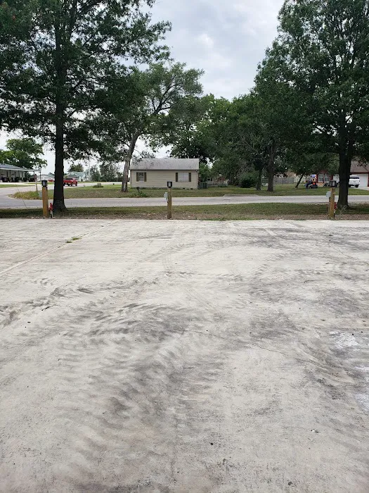 Mission RV Park Picture 2