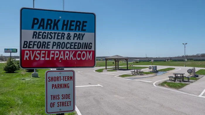 RV Self-Park Picture 8