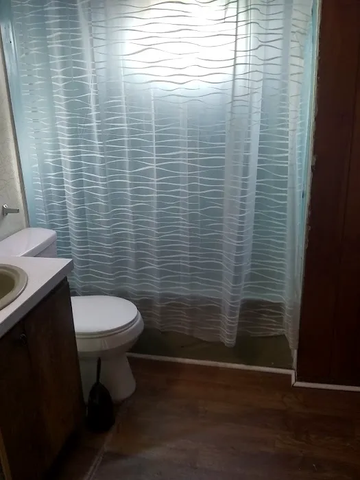 Sycamore Trailor Court Picture 5