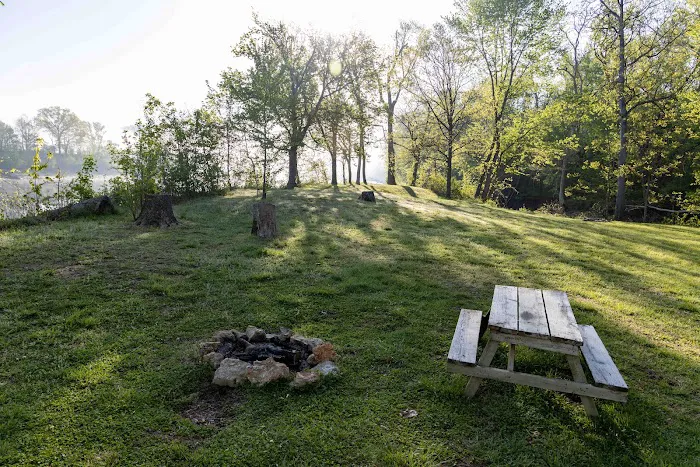 Ozarks Landing RV Resort Picture 10