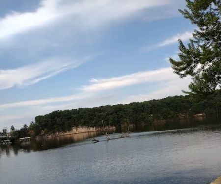 Kolb's LakeSide Resort