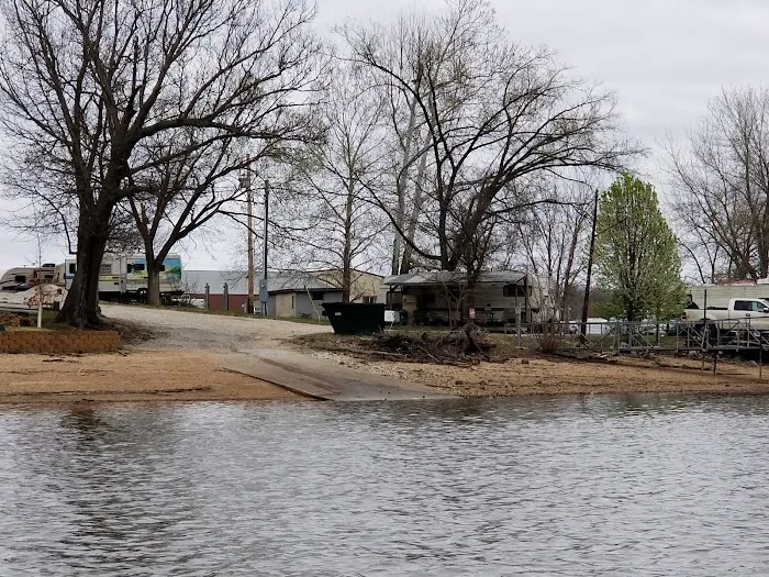 Kolb's LakeSide Resort Picture 8