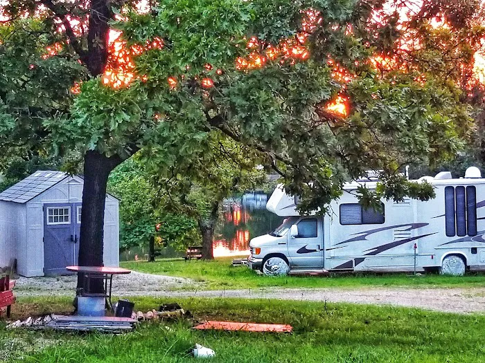 Country Lakes RV Resort Picture 4