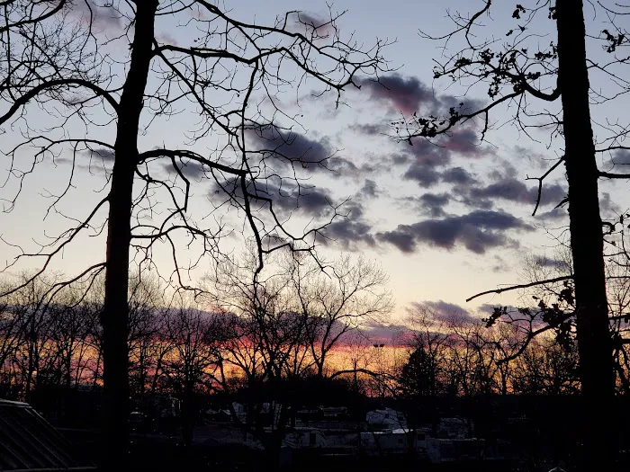 Anglers Retreat RV Park Picture 2