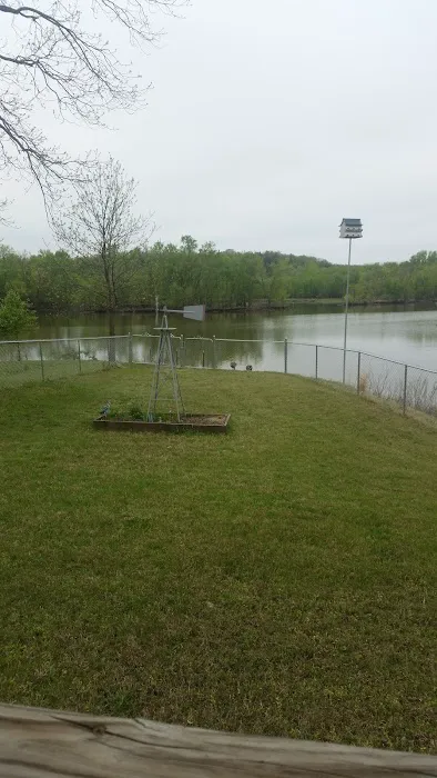 Waterfront RV Park Picture 6