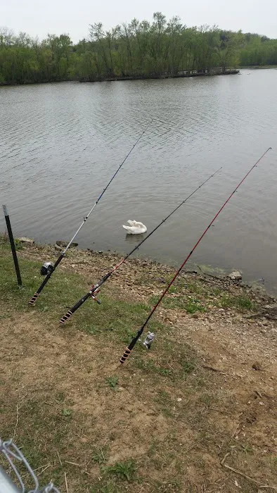 Waterfront RV Park Picture 10