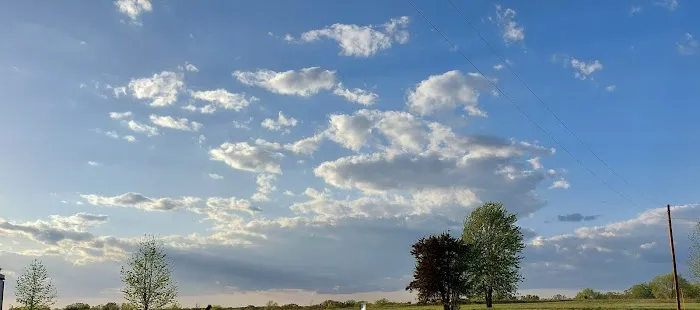 Honey Hole RV Resort Picture 1