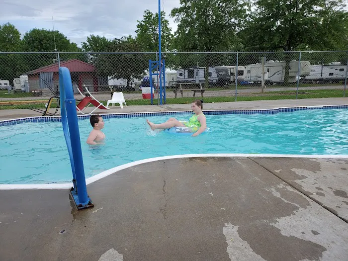 Cozy Corners RV Park Picture 3