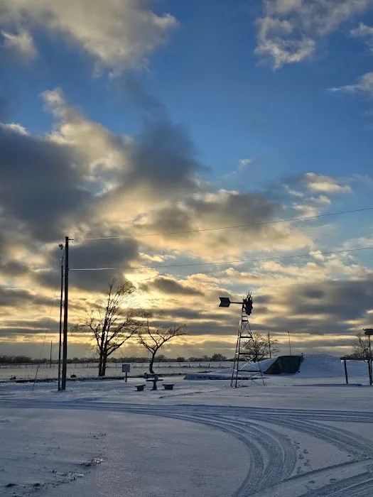 Cozy Corners RV Park Picture 9