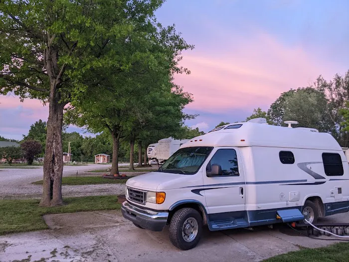 Cozy Corners RV Park Picture 5