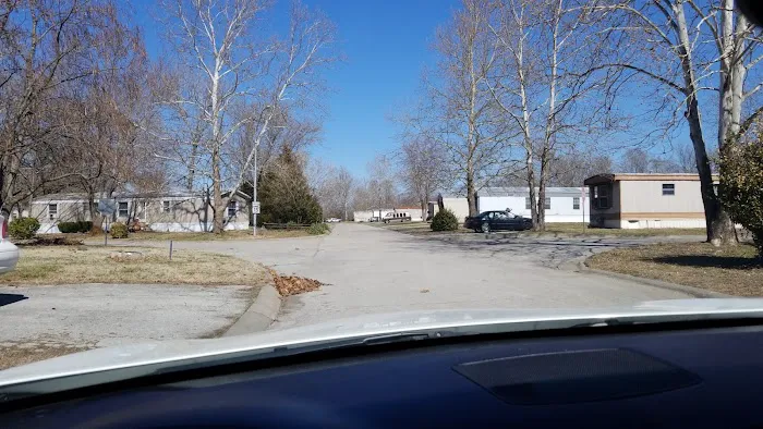 Villa Nevada Mobile Home Park Picture 4