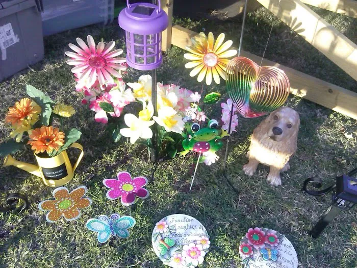 Flamingo Flats Mobile Home & RV Park Picture 4