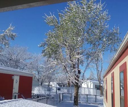 Coach Lamp Village Mobile Home