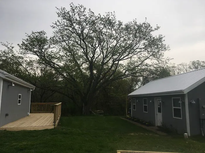 Rock Island Trail Retreat Picture 7