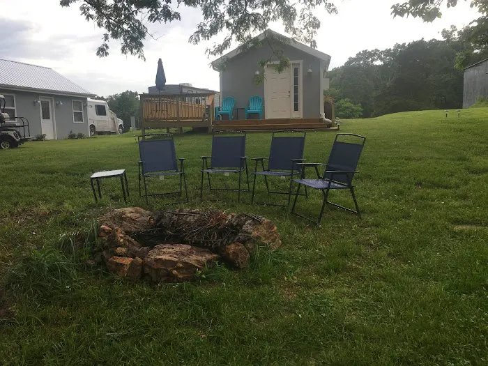 Rock Island Trail Retreat Picture 4