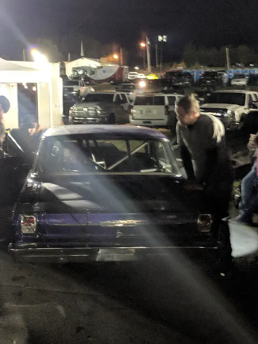 Paradise Trailer Court Picture 7