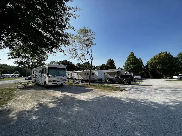 Pin Oak RV Resort By RJourney Picture 9