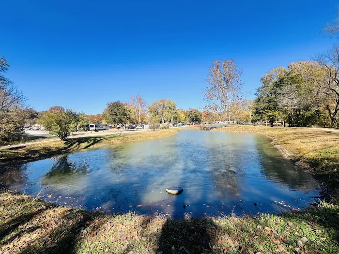 Pin Oak RV Resort By RJourney Picture 10