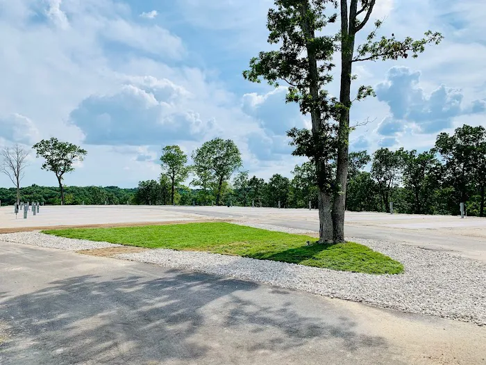 Coconuts RV Resort Picture 10