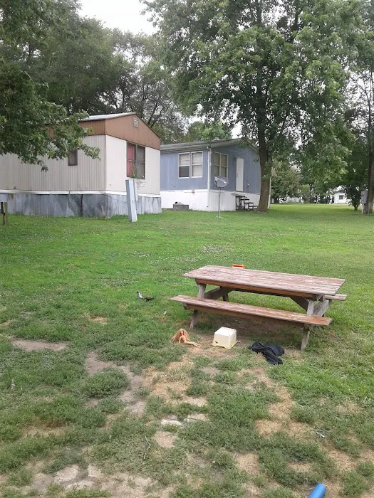 Doolittle Mobile Home Park Picture 2
