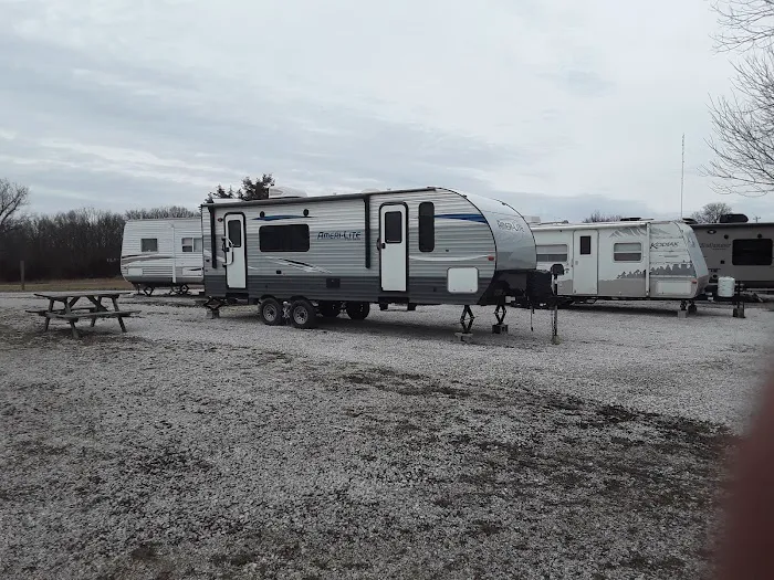 Eagle's Nest RV Resort Picture 6