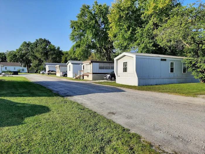 Legacy Village Mobile home park Picture 3