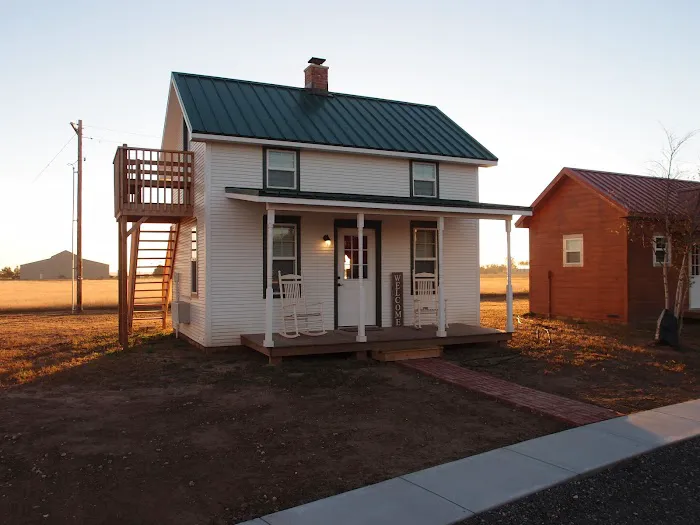 Lighthouse Landing RV Park & Cabins Picture 1