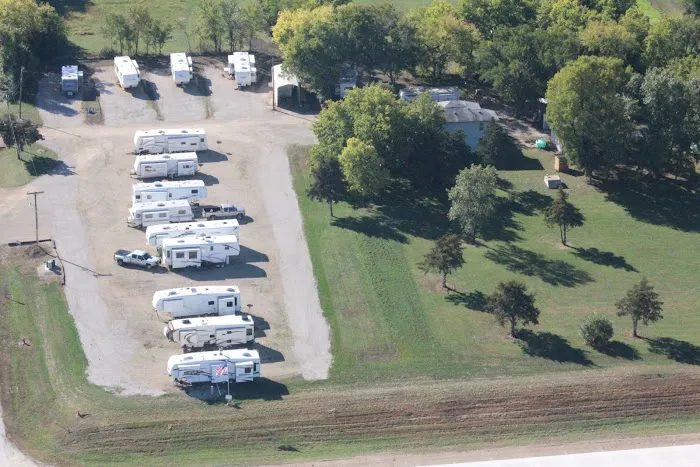 Jayhawker RV Park Picture 3
