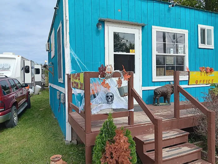 End of the Trail RV Park Picture 1