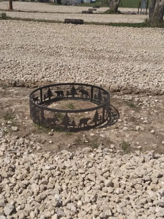 End of the Trail RV Park Picture 7