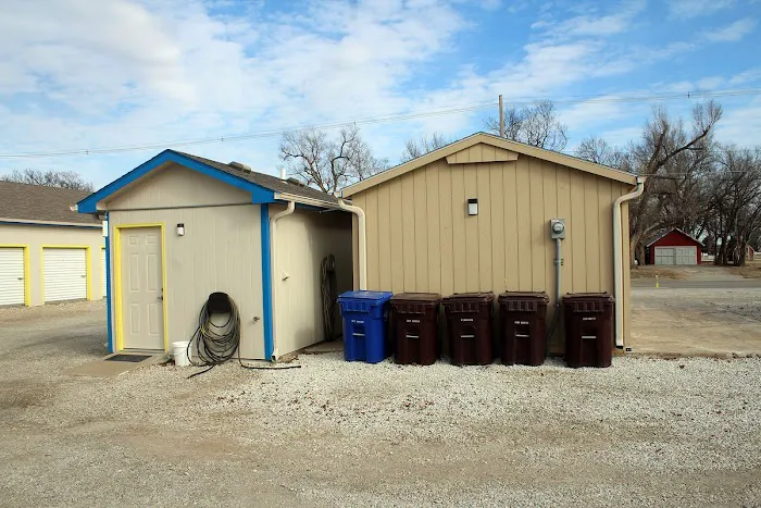 Dan's RV Park Picture 3