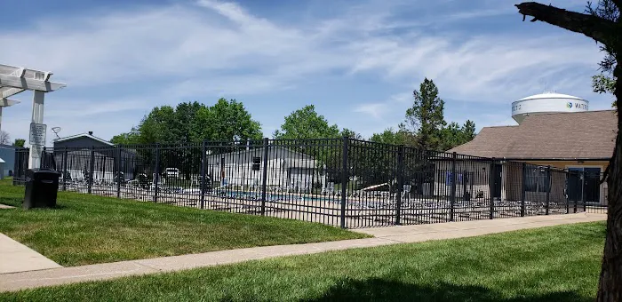 Pin Oak Pointe Mobile Home Park Picture 2