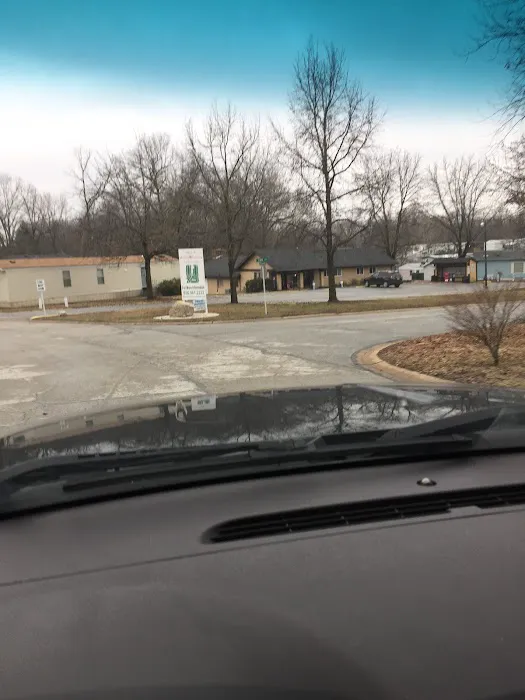 Pin Oak Pointe Mobile Home Park Picture 6