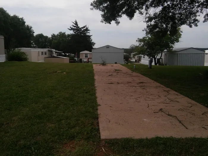 Crest Manor Mobile Home Estate Picture 1