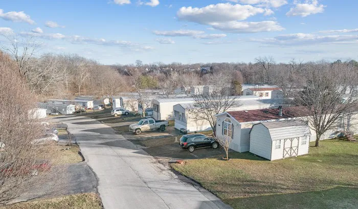 Eagle Creek Mobile Home Community Picture 3