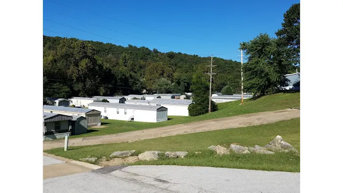 Sycamore Springs Picture 6