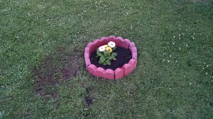 Hunning Hills Mobile Home Park Picture 1