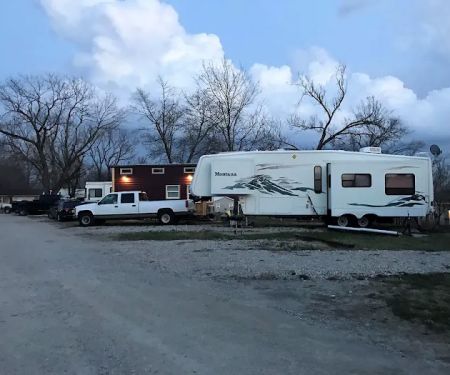 Whiteman RV and Mobile Home Park