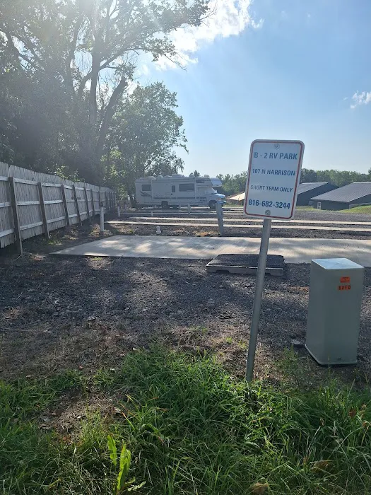 B-2 RV PARK Picture 3