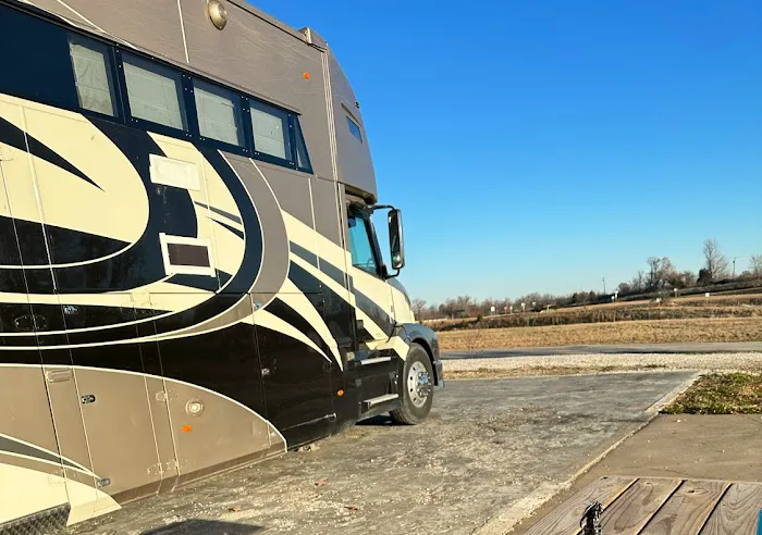 Blackwater Bluffs RV Park Picture 1