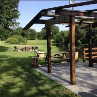 Whispering. Pines. Park ico