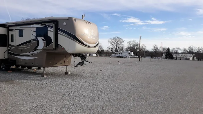 Southside RV Park & Storage Picture 4