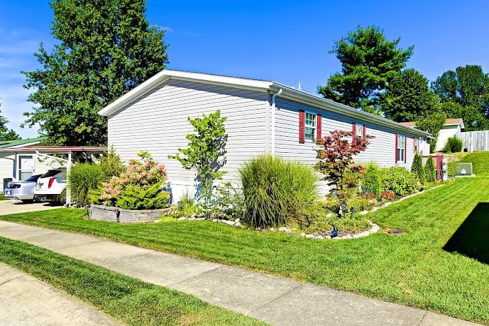 Hillside Manor Picture 8